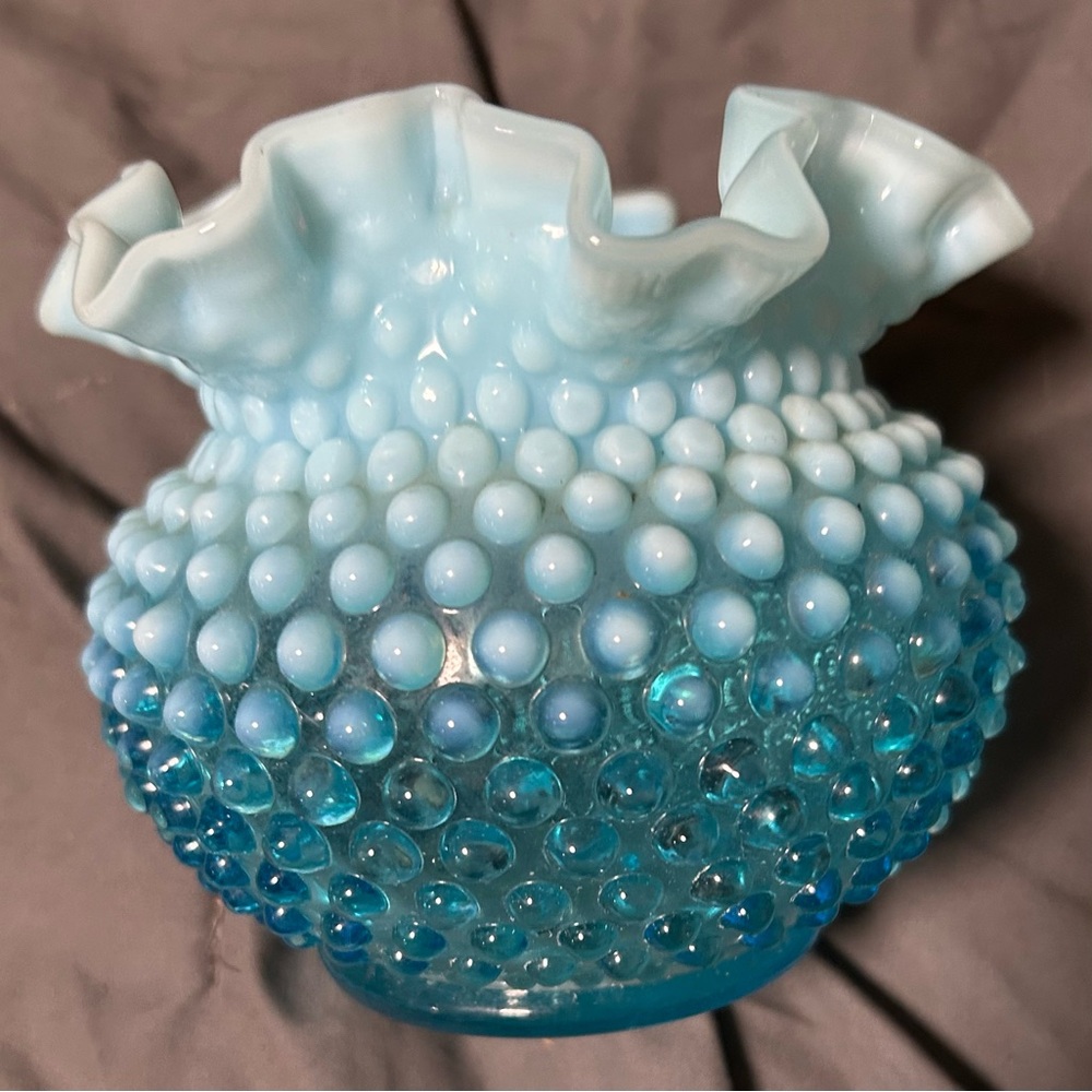 Vase - Picture 3 of 4